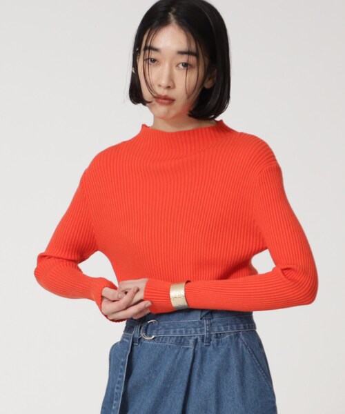 GALLEST（ギャレスト）の「ボトルネックリブニット（ニット/セーター・レディース・オフホワイト/オレンジ/ライトパープル/ブラック/グレー・38）」の5枚目の写真