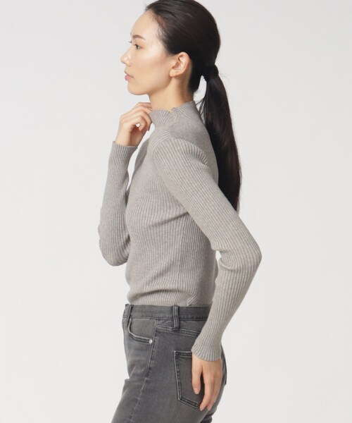 GALLEST（ギャレスト）の「ボトルネックリブニット（ニット/セーター・レディース・オフホワイト/オレンジ/ライトパープル/ブラック/グレー・38）」の22枚目の写真