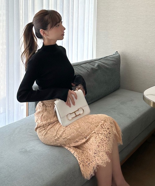 KOBE LETTUCE（コウベレタス）の「[ 岡部あゆみさんコラボ ]選べる3タイプ リブニットトップス（ニット/セーター・レディース・ブラック/ピンク系/ブラック×ベージュ/ブラック系その他2/ホワイト×ブラック/ピンクベージュ/ベージュ/ブラック系/ピンク系1/ブラック系その他/ホワイト系その他2/ベージュ系1/ネイビー系/ネイビー系2/ホワイト系その他/ブラック系1/ベージュ系/ネイビー系1・M1/M2/M3）」の22枚目の写真