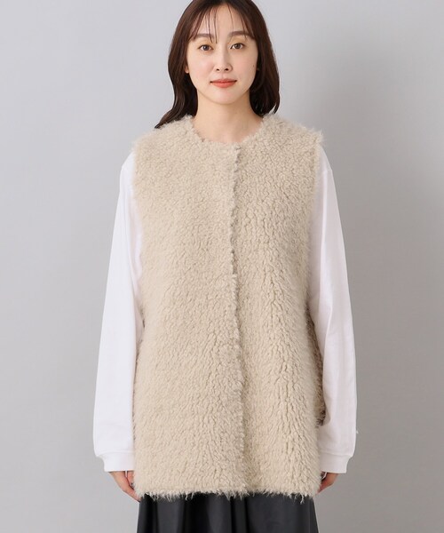 Torrazzo Donna(トラッゾドンナ)の「◆【TORRAZZO DONNA】ボア×フェイクスエード リバーシブルベスト(ベスト・レディース・ベージュ・02)」の3枚目の写真
