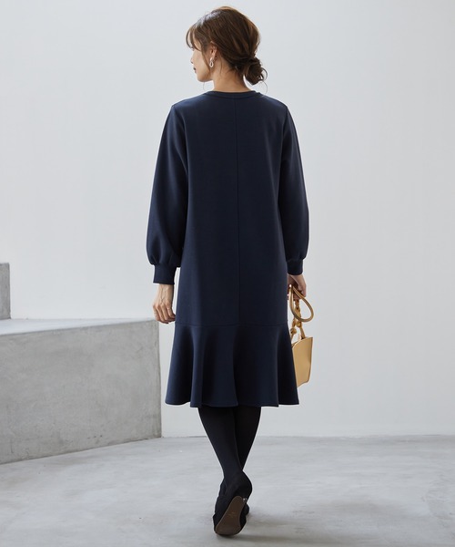 for/c（フォーシー）の「ダンボールマーメイドワンピース【サスティナブル】（ワンピース・レディース・ブラック/ネイビー・L/LL/M）」の13枚目の写真