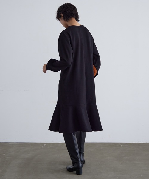 for/c（フォーシー）の「ダンボールマーメイドワンピース【サスティナブル】（ワンピース・レディース・ブラック/ネイビー・L/LL/M）」の8枚目の写真