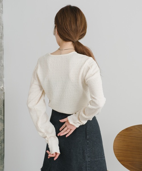 Kastane(カスタネ)の「【新色追加】カットジャガードプルオーバー(Tシャツ/カットソー・レディース・ブラウン/ブラック/アイボリー/ブルー/ピンク/イエロー/チャコールグレー・FREE)」の11枚目の写真