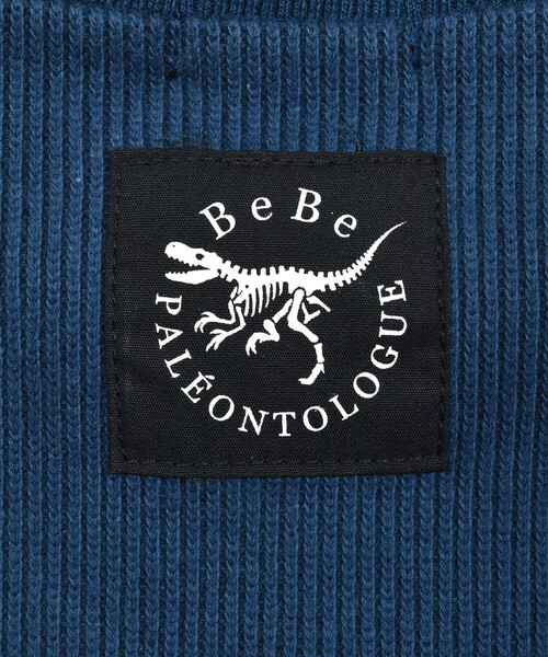 BeBe（ベベ）の「ロゴ刺しゅうトレーナー(90~150cm)（スウェット・キッズ・ネイビー/グレー・130cm/120cm/110cm/100cm/140cm/90cm/150cm）」の15枚目の写真