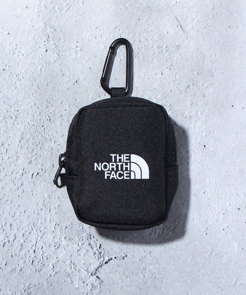 THE NORTH FACE（ザノースフェイス）の「【THE NORTH FACE/ザノースフェイス】MINI POUCH /ミニポーチ (カラビナ付)（ポーチ・メンズ・ブラック/ライトカーキ/ピンク/ライトベージュ・FREE）」の5枚目の写真