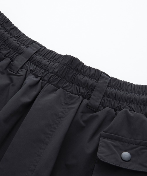 ocosic(オコジック)の「【ocosic】ストレートパラシュートカーゴパンツ(カーゴパンツ・メンズ・グレー/ブラック・L/M)」の7枚目の写真
