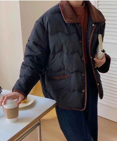 LAC-VERT(ラック・ヴェール)の「ウェーブキルティング中綿配色ダウンジャケット(ダウンジャケット/コート・レディース・ネイビー/ベージュ/ホワイト・FREE)」の5枚目の写真