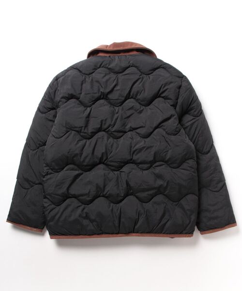 LAC-VERT(ラック・ヴェール)の「ウェーブキルティング中綿配色ダウンジャケット(ダウンジャケット/コート・レディース・ネイビー/ベージュ/ホワイト・FREE)」の8枚目の写真