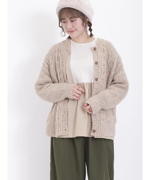 Samansa Mos2（サマンサ モスモス）の「配色ピンタッククルーネックブラウス（シャツ/ブラウス・レディース・ネイビー/ベージュ/キナリ/チャコールグレー・F）」の9枚目の写真