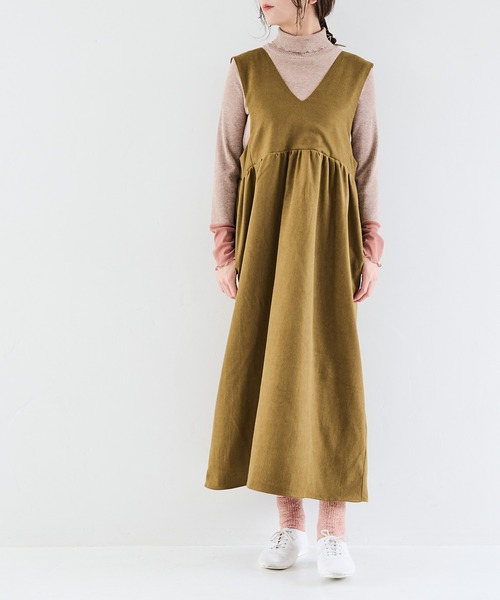 Crisp（クリスプ）の「Vネックジャンパースカート（ジャンパースカート・レディース・ブラック/オリーブ・FREE）」の13枚目の写真