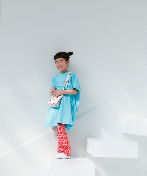 LOWRYS FARM（ローリーズファーム）の「ＵＳＡバックフリルワンピースＳＳ　 109072（ワンピース・キッズ・ブルー/ブラック/ピンク/イエロー/ホワイト×ブラック・110cm/120cm/130cm/140cm/150cm）」の19枚目の写真