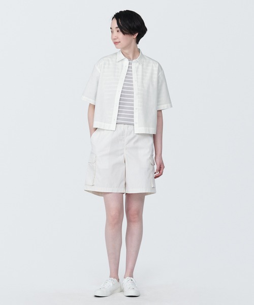 無印良品（ムジルシリョウヒン）の「婦人　涼感　ブロードレギュラーカラー半袖シャツ（シャツ/ブラウス・レディース・ブルー系9/ブラック/ブルー系5/ホワイト・XS/XL/L/M/S）」の5枚目の写真