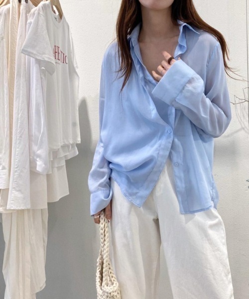 FREE STYLISTS(フリー スタイリスト)の「YUGA_YGMC シアー アシンメトリーデザイン シャツブラウス(シャツ/ブラウス・レディース・ホワイト/ライトブルー・FREE)」の14枚目の写真