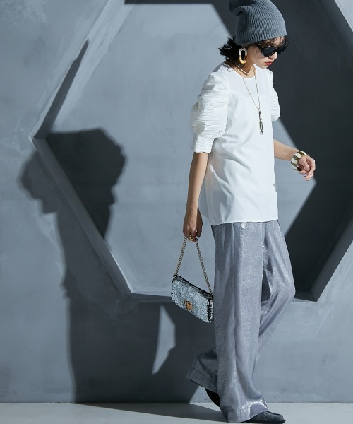 GEVS.（ジェイヴィス）の「＜大きいサイズ＞ ボリュームパフスリーブブラウス GEVS.（シャツ/ブラウス・レディース・ブラック/オフホワイト・LL/L/5L/4L/3L）」の11枚目の写真