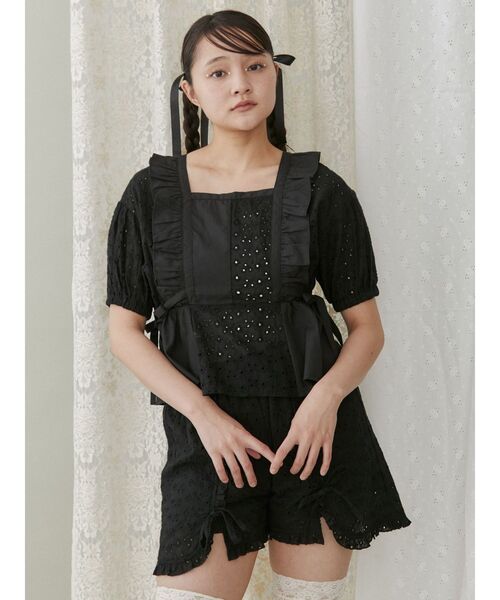 merry jenny（メリージェニー）の「エプロンレースブラウス（シャツ/ブラウス・レディース・ブルー/ブラック/オフホワイト・FREE）」の9枚目の写真