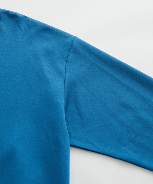 ADAM ET ROPE'（アダムエロペ）の「【WEB限定】ヘビーウェイト ヘンリーネック ロングスリーブ Tシャツ / ルーズシルエット / ロングシーズン着用可能 / ユニセックス（Tシャツ/カットソー・メンズ・マスタード/ブラック/ブルー系その他4・L/M）」の6枚目の写真