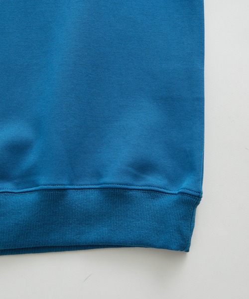 ADAM ET ROPE'（アダムエロペ）の「【WEB限定】ヘビーウェイト ヘンリーネック ロングスリーブ Tシャツ / ルーズシルエット / ロングシーズン着用可能 / ユニセックス（Tシャツ/カットソー・メンズ・マスタード/ブラック/ブルー系その他4・L/M）」の8枚目の写真