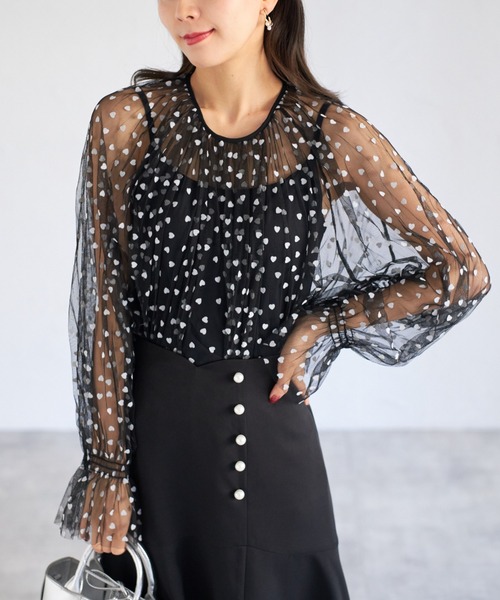 tocco closet(トッコ クローゼット)の「【ZOZO限定】ハートドットシアーブラウス(シャツ/ブラウス・レディース・オフホワイト/ブラック×ホワイト/アイボリー/ブラック・M)」の4枚目の写真