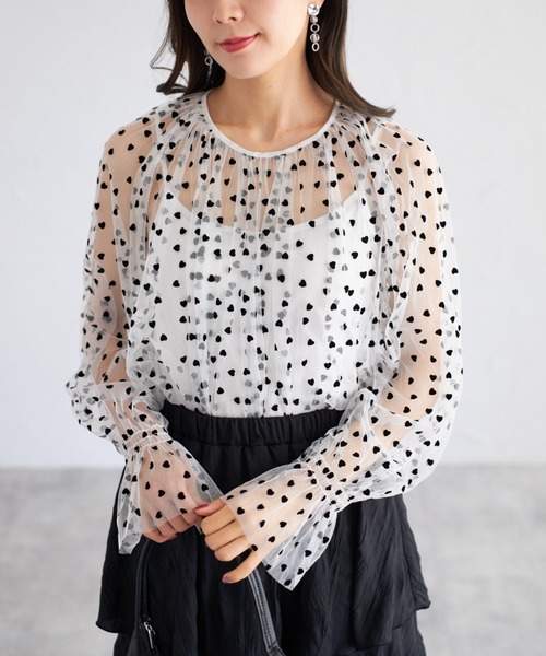 tocco closet(トッコ クローゼット)の「【ZOZO限定】ハートドットシアーブラウス(シャツ/ブラウス・レディース・オフホワイト/ブラック×ホワイト/アイボリー/ブラック・M)」の2枚目の写真