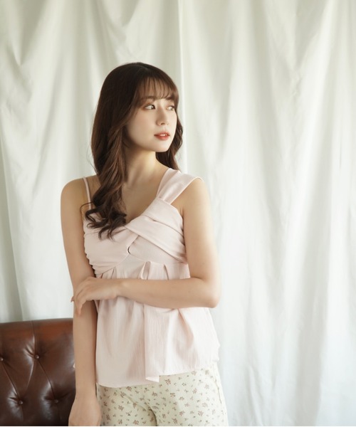 Jasmine Grandiflorum(ジャスミングランディフローラム)の「【Jasmine】フレアノンスリーブアシメトリーブラウス (SS)(シャツ/ブラウス・レディース・ホワイト/ベージュ/ブラック/ピンク・FREE)」の17枚目の写真