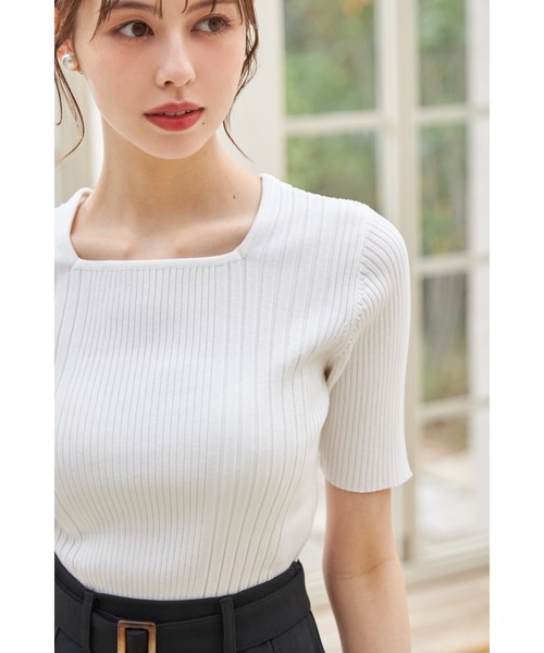 tocco closet(トッコ クローゼット)の「スクエアネックランダムリブニットプルオーバー(Tシャツ/カットソー・レディース・ライトブルー/ブラック/オフホワイト/ミント/オレンジ/イエロー/ピンク・M)」の2枚目の写真