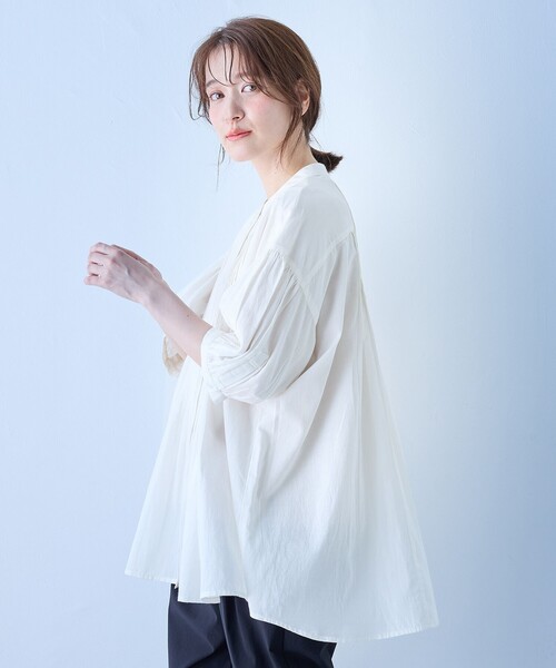 ANY（エニィ）の「ピンタックブラウス（シャツ/ブラウス・レディース・アイボリー系/ブラック系/グリーン系/ライトグレー系・F）」の5枚目の写真