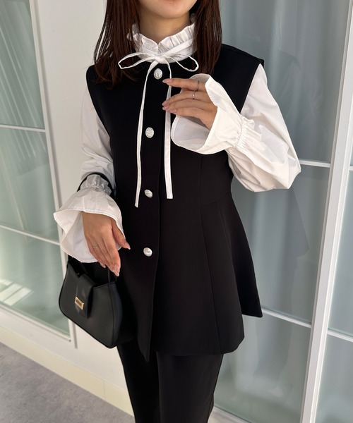 RANAN(ラナン)の「プチフリルリボン付きブラウス(シャツ/ブラウス・レディース・ブラック/ベージュ/ホワイト/サックスブルー・L/LL/M/3L)」の11枚目の写真