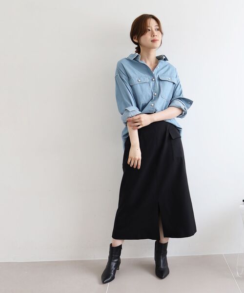 le.coeur blanc(ルクールブラン)の「【飯豊まりえさん着用】パールボタンシャツ(シャツ/ブラウス・レディース・モカ/ブルー/サックスブルー/ダークグレー・38)」の10枚目の写真