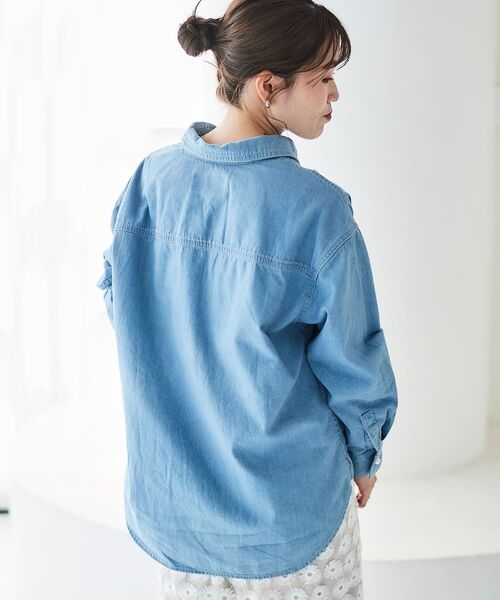 le.coeur blanc(ルクールブラン)の「【飯豊まりえさん着用】パールボタンシャツ(シャツ/ブラウス・レディース・モカ/ブルー/サックスブルー/ダークグレー・38)」の19枚目の写真