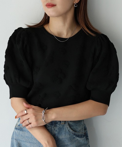 Riberry（リベリー）の「パフスリーブフラワージャガード半袖ニット（ニット/セーター・レディース・オフホワイト/ブラック・FREE）」の18枚目の写真