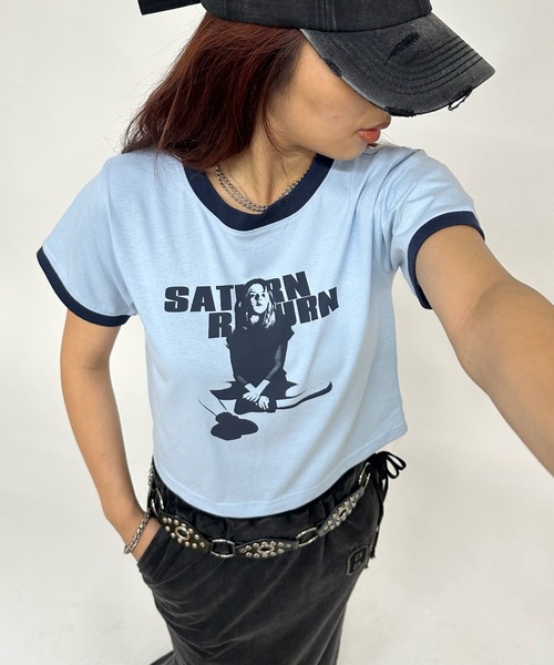 WHO'S WHO gallery（フーズフーギャラリー）の「＊２サイズ展開＊シャーロットリンガートップス（Tシャツ/カットソー・レディース・レッド/ホワイト系その他/レッド系その他/マスタード/ブルー系その他/サックスブルー/グレー系その他/イエロー系その他/オフホワイト/グレー/グレー系その他2/ホワイト系その他2/ブルー系その他5/ブラウン/ベージュ系その他/ブラウン系その他/ベージュ・SMALL/X-LARGE）」の11枚目の写真