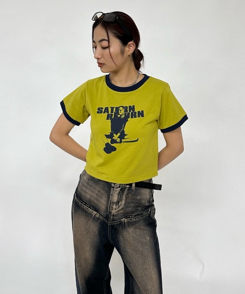 WHO'S WHO gallery（フーズフーギャラリー）の「＊２サイズ展開＊シャーロットリンガートップス（Tシャツ/カットソー・レディース・レッド/ホワイト系その他/レッド系その他/マスタード/ブルー系その他/サックスブルー/グレー系その他/イエロー系その他/オフホワイト/グレー/グレー系その他2/ホワイト系その他2/ブルー系その他5/ブラウン/ベージュ系その他/ブラウン系その他/ベージュ・SMALL/X-LARGE）」の14枚目の写真