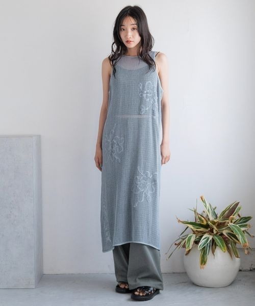 LOWRYS FARM（ローリーズファーム）の「ルーズポケットワイドパンツ　139164（スラックス・レディース・チャコールグレー/ブラック/ブルー/アイボリー/ブラック系その他/その他19・FREE）」の10枚目の写真