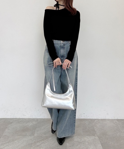 Heather（ヘザー）の「ハーフムーンリボンBAG　149825（ショルダーバッグ・レディース・シルバー/ブラック・ONE SIZE）」の5枚目の写真