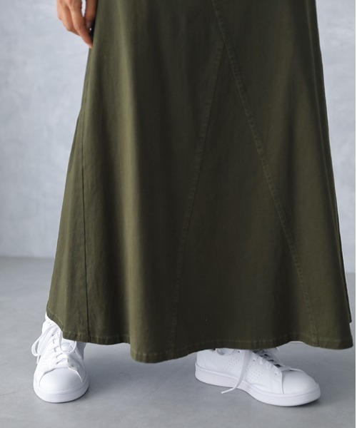 HUG.U（ハグユー）の「ロングマキシスカート（スカート・レディース・ベージュ/ネイビー/ライトオリーブ/ブラック/カーキ/アイボリー/アッシュグレー・M/L/XL/XXL）」の17枚目の写真