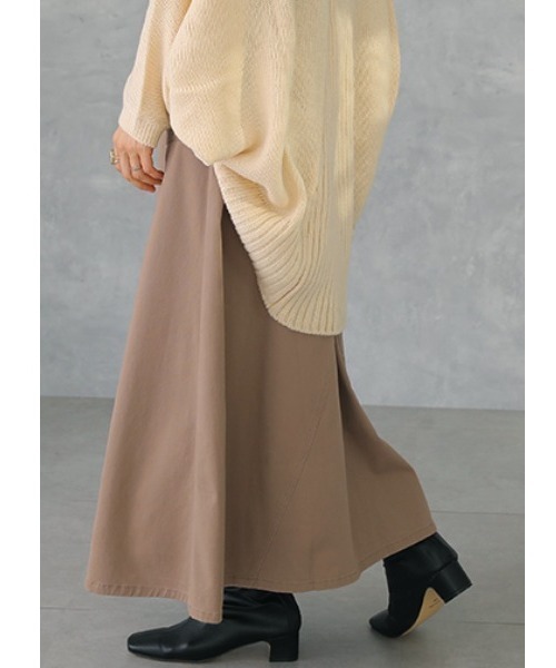 HUG.U（ハグユー）の「ロングマキシスカート（スカート・レディース・ベージュ/ネイビー/ライトオリーブ/ブラック/カーキ/アイボリー/アッシュグレー・M/L/XL/XXL）」の14枚目の写真