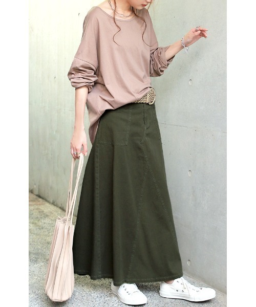 HUG.U（ハグユー）の「ロングマキシスカート（スカート・レディース・ベージュ/ネイビー/ライトオリーブ/ブラック/カーキ/アイボリー/アッシュグレー・M/L/XL/XXL）」の21枚目の写真