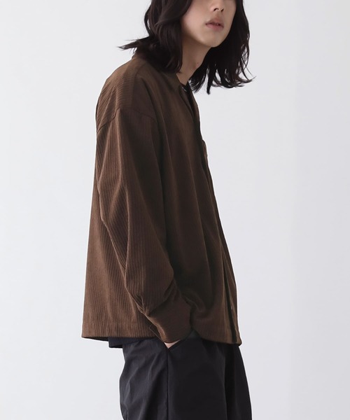 n'OrLABEL(ノアールレーベル)の「コーデュロイオープンカラーシャツ(シャツ/ブラウス・メンズ・グレー/ブラウン・M/L)」の5枚目の写真