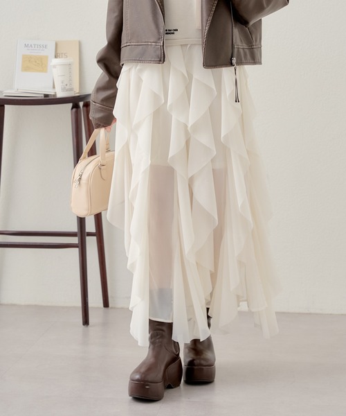 ページ限定特価♡新品☆アウターとロングスカートの2点♡送料込み セール】【ペチコート付】ベルト付チュールロングスカート