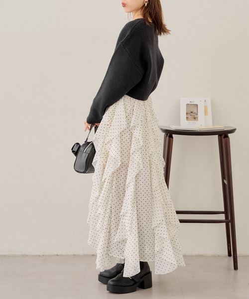 ページ限定特価♡新品☆アウターとロングスカートの2点♡送料込み セール】【ペチコート付】ベルト付チュールロングスカート