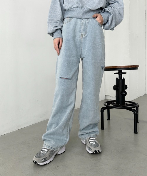 CLEA(クレア)の「アシメダメージデニムパンツ(デニムパンツ・レディース・ブラック系その他/ブルー/ライトブルー/ブラック・M)」の19枚目の写真