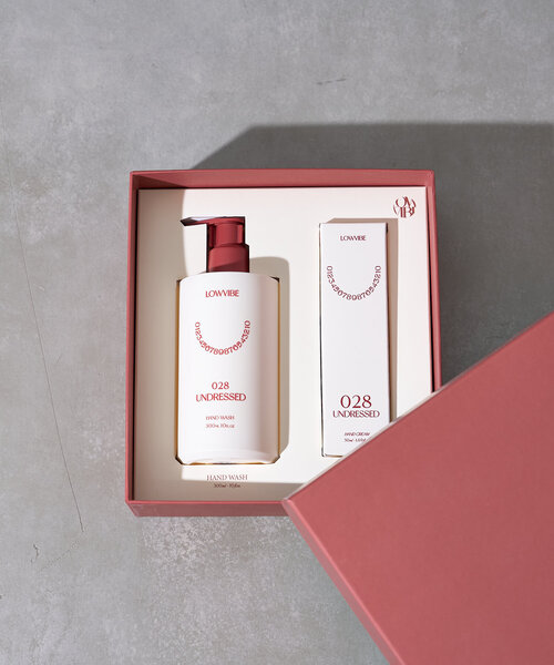 BIRTHDAY BAR(バースデイバー)の「【LOWVIBE ロウバイブ】HAND CARE SET(ハンドケア/ハンドクリーム・レディース・ボルドー・0)」の3枚目の写真