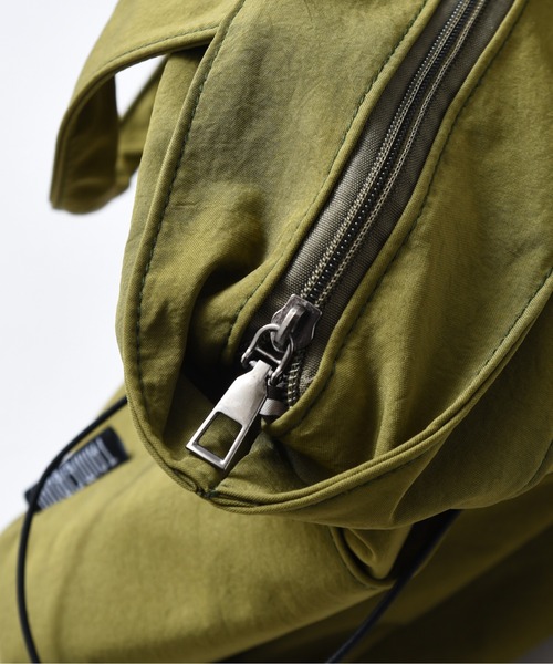 CALIFORNIA OUTFITTERS（カリフォルニア アウトフィッターズ）の「3-9B12 サイドポケット ドロスト  シャーリング トートバッグ A4サイズ（トートバッグ・レディース・オリーブ/ブラック・ONESIZE）」の13枚目の写真