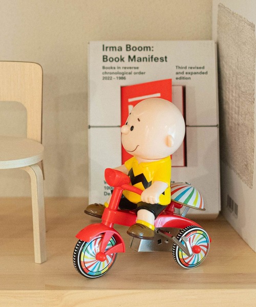 最終値下げ　限定650個　ダークホース　フィギュア　チャーリーブラウン DARK HORSE DELUXE CLASSIC PEANUTS チャーリーブラウン