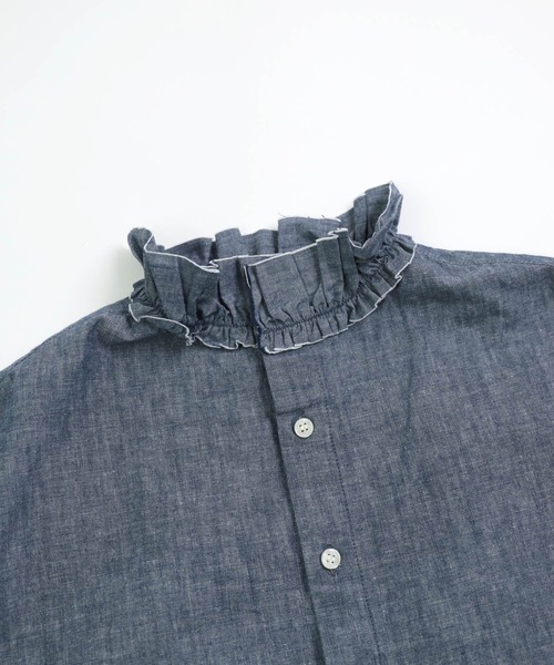 Yarmo（ヤーモ）の「[Yarmo] Dungaree Ruffle Shirts / ダンガリーフリル ブラウス（シャツ/ブラウス・レディース・インディゴブルー・FREE）」の15枚目の写真