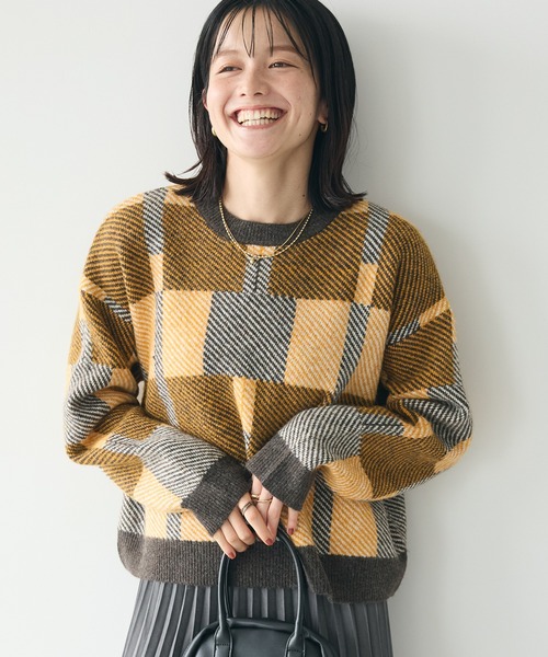 CRAFT STANDARD BOUTIQUE（クラフトスタンダードブティック）の「チェック柄ニットプルオーバー（ニット/セーター・レディース・マスタード/ブラウン/ネイビー/レッド・FREE）」の4枚目の写真
