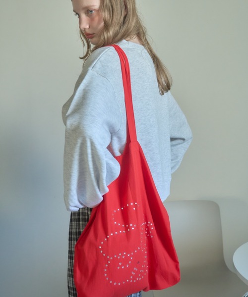 Birthday room（バースデイルーム）の「[A4サイズ/ジャンボうちわ収納可能] ロゴストーンカラートートバッグ / logo stone color tote bag（トートバッグ・レディース・ライトブルー/ピンク/レッド/ネイビー/パープル/イエロー/ブラック/スモークピンク・FREE）」の13枚目の写真