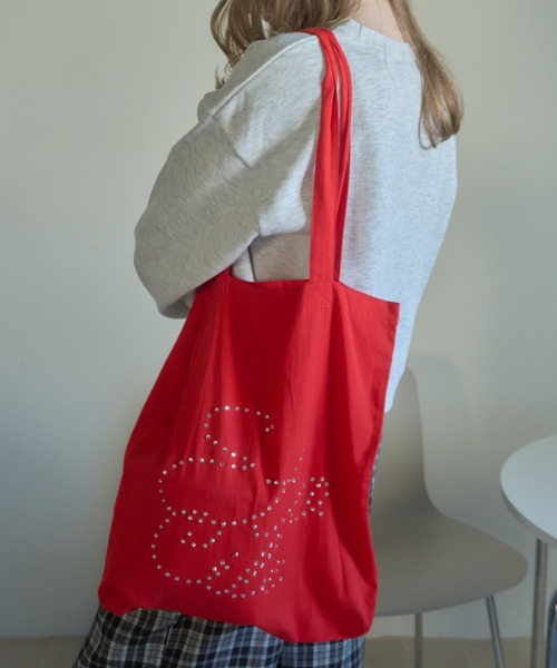 Birthday room（バースデイルーム）の「[A4サイズ/ジャンボうちわ収納可能] ロゴストーンカラートートバッグ / logo stone color tote bag（トートバッグ・レディース・ライトブルー/ピンク/レッド/ネイビー/パープル/イエロー/ブラック/スモークピンク・FREE）」の16枚目の写真