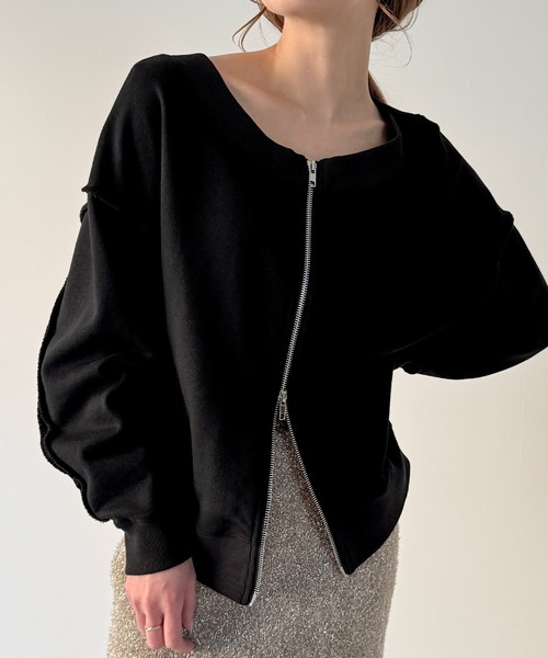 JUNOAH（ジュノア）の「ワイドネックWジップデザインラインスウェット（スウェット・レディース・チャコール/杢グレー/ブラック・LARGE/MEDIUM/X-LARGE）」の6枚目の写真