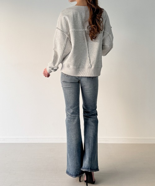 JUNOAH（ジュノア）の「ワイドネックWジップデザインラインスウェット（スウェット・レディース・チャコール/杢グレー/ブラック・LARGE/MEDIUM/X-LARGE）」の17枚目の写真